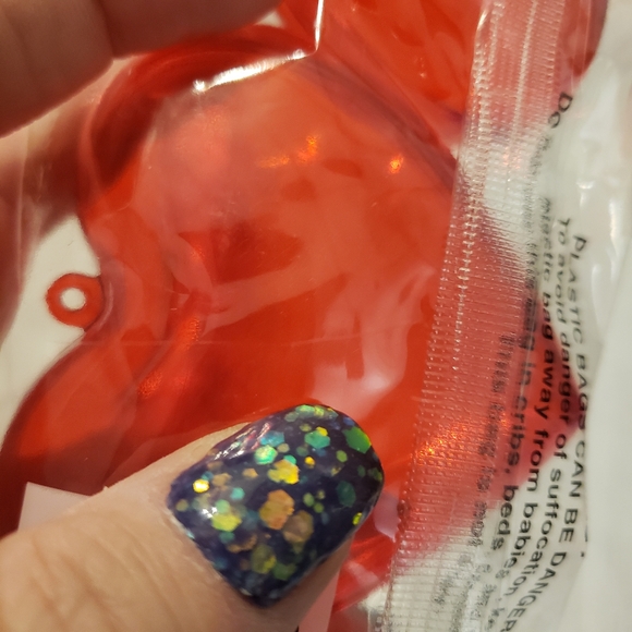 NWT CRAFTERS SQUARE heart shaped box - Picture 4 of 4